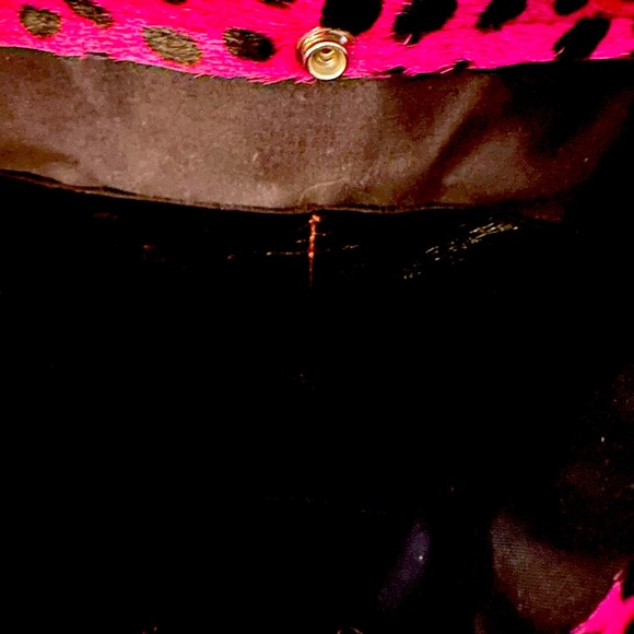 Wild Goose Cowhide Hot Pink Leopard Hobo - Picture 3 of 6